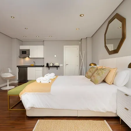 Apartment Cathedral Ii -plaza Del Obispo Malaga